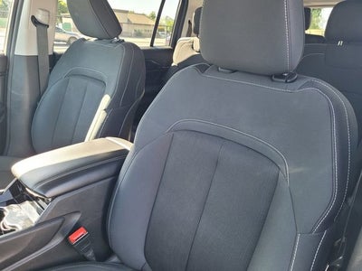 2023 Jeep Grand Cherokee L Laredo 4x2