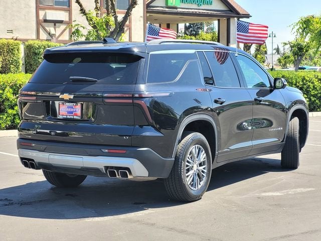 2024 Chevrolet Traverse LT