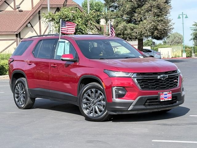 2023 Chevrolet Traverse RS