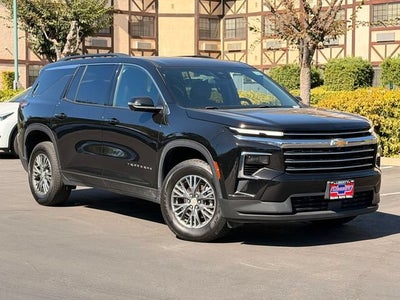 2024 Chevrolet Traverse LT