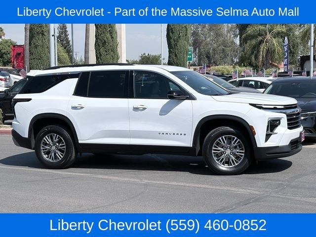 2025 Chevrolet Traverse LT