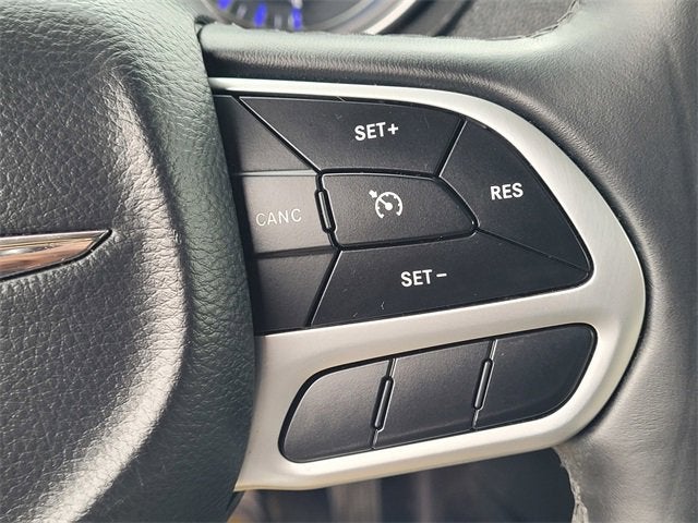 2017 Chrysler 300 Limited