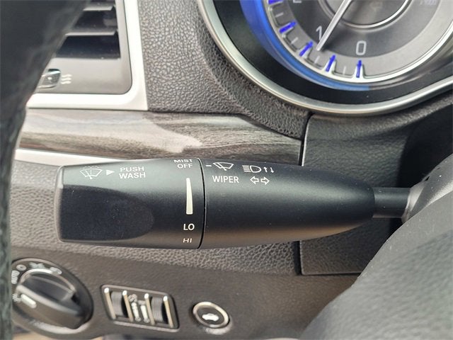 2017 Chrysler 300 Limited