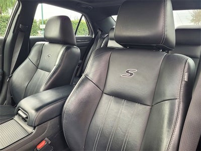 2023 Chrysler 300 300S