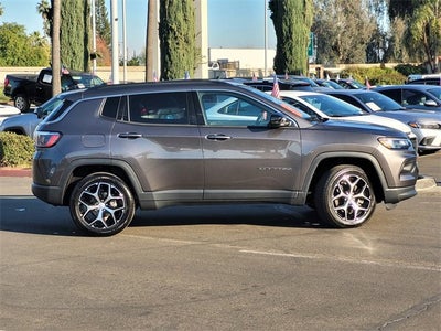 2024 Jeep Compass Latitude 4x4