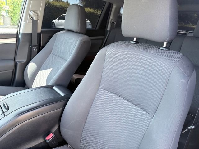 2018 Toyota Highlander LE