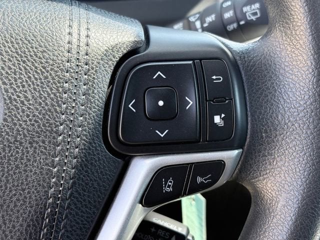 2018 Toyota Highlander LE