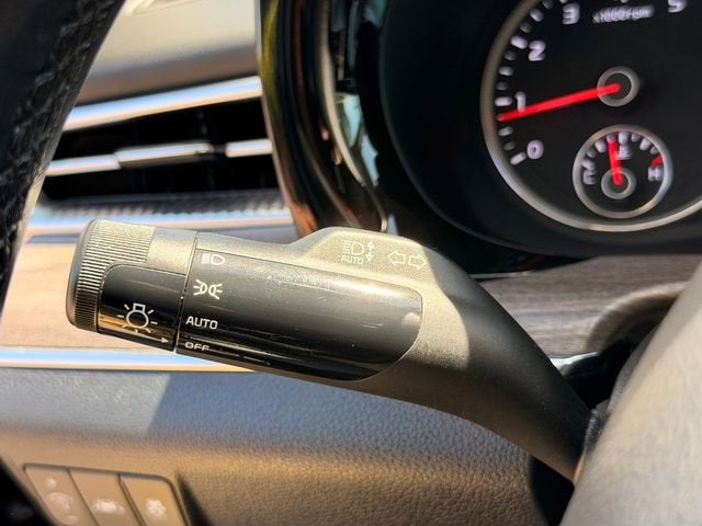 2021 Kia K5 EX