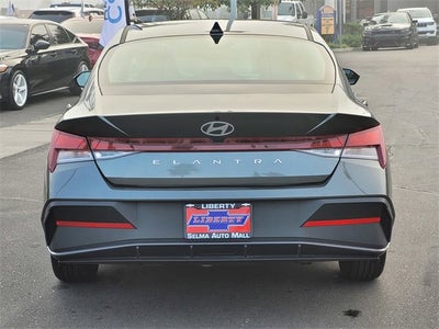 2024 Hyundai Elantra SEL