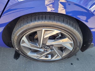 2024 Hyundai Elantra Hybrid Limited