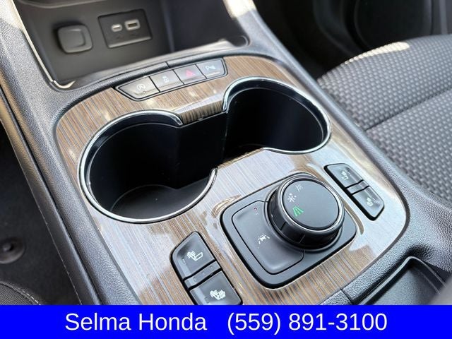 2022 GMC Acadia SLE