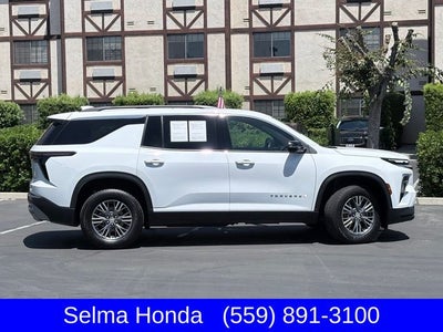 2024 Chevrolet Traverse AWD LT