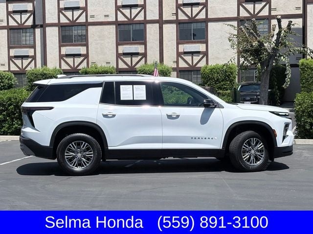 2024 Chevrolet Traverse AWD LT