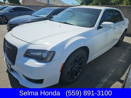 2022 Chrysler 300 Touring L
