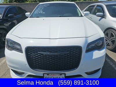 2022 Chrysler 300 Touring L