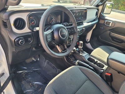 2025 Jeep Wrangler 4-Door Summit 4x4