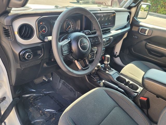 2025 Jeep Wrangler 4-Door Summit 4x4