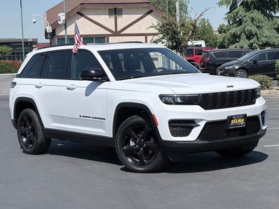 2023 Jeep Grand Cherokee Altitude 4x4