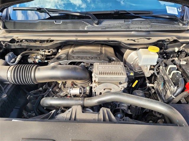 2024 RAM 1500 Laramie Crew Cab 4x2 5'7' Box