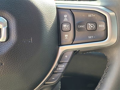 2025 RAM 1500 Big Horn Crew Cab 4x4 5'7' Box