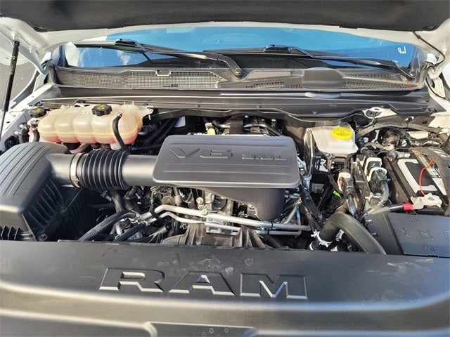 2025 RAM 1500 Big Horn Crew Cab 4x4 5'7' Box