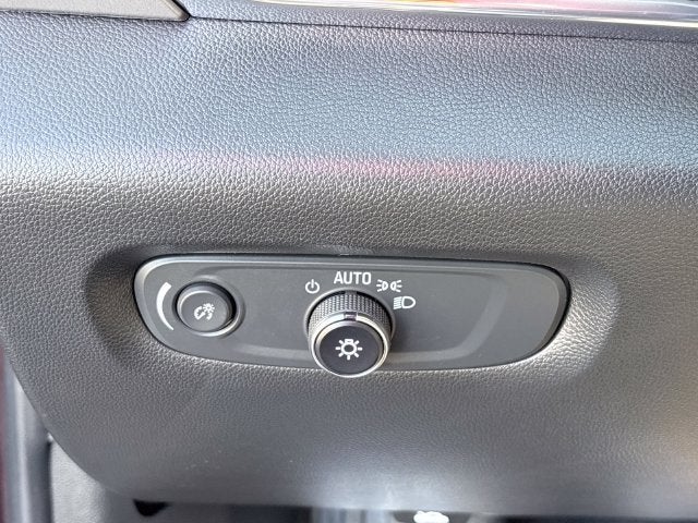 2023 Chevrolet Traverse FWD LT Cloth