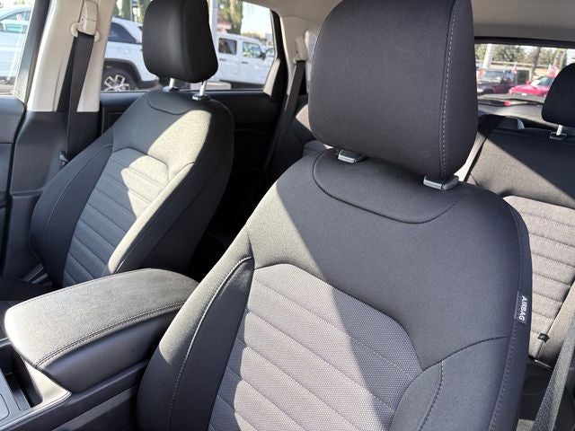 2023 Ford Edge SE