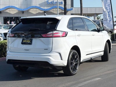 2023 Ford Edge SE