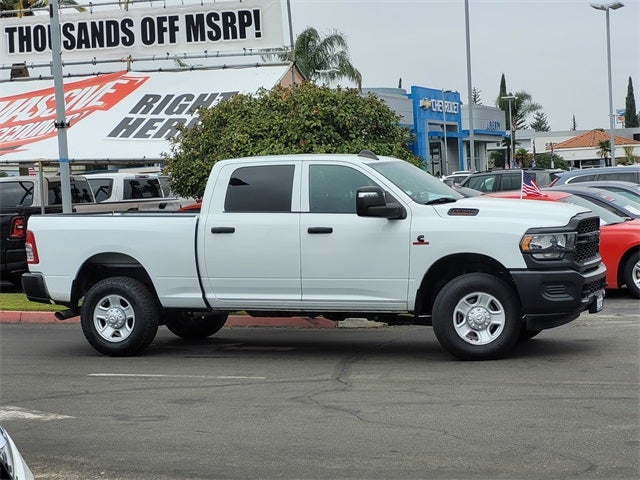 2024 RAM 3500 Tradesman Crew Cab 4x4 6'4' Box