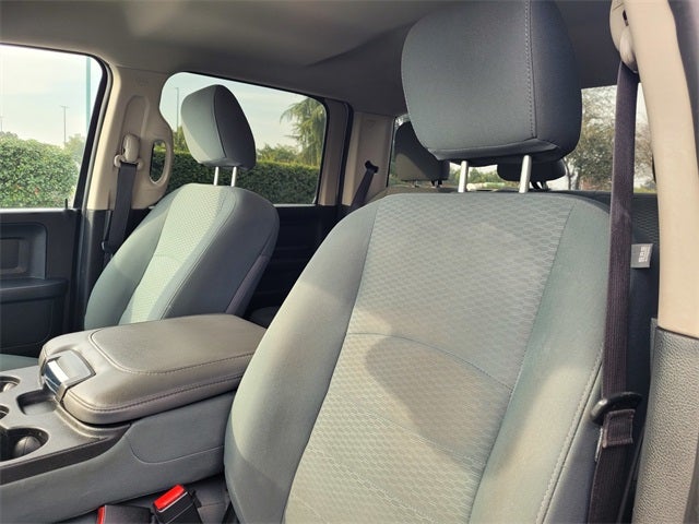 2018 RAM 2500 Tradesman Crew Cab 4x4 6'4' Box