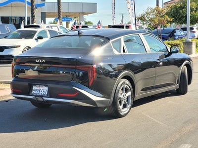 2025 Kia K4 LXS