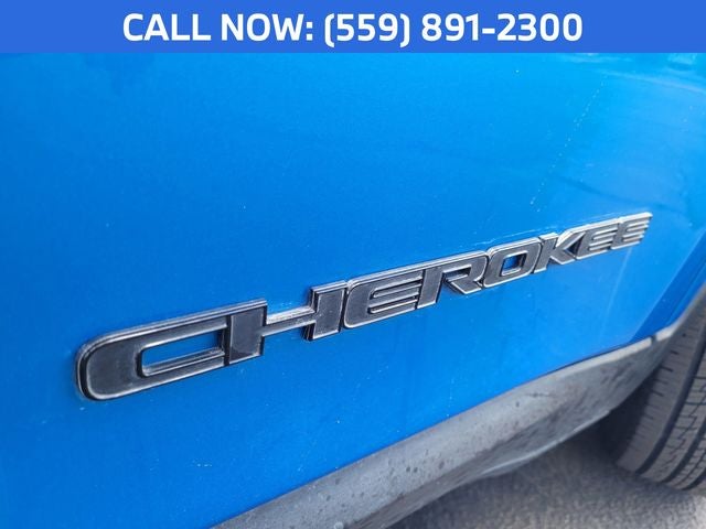 2023 Jeep Cherokee Altitude Lux