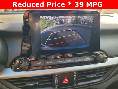 2023 Kia Forte LXS tech