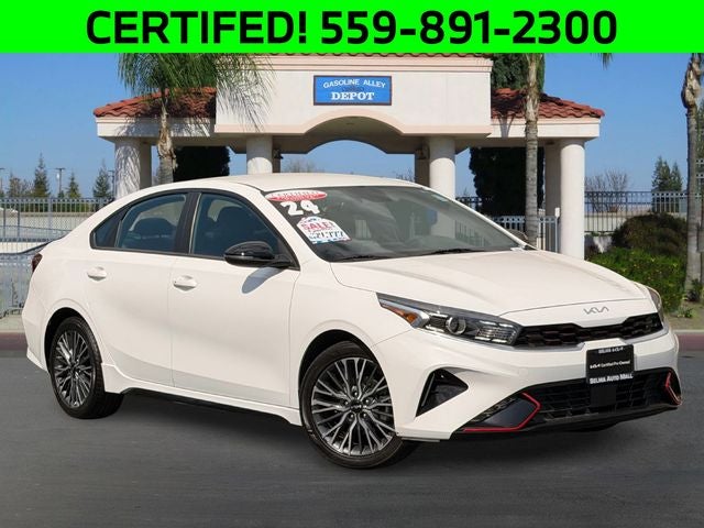 2024 Kia Forte GT-Line AT's photo