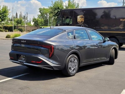 2026 Kia K4 LX