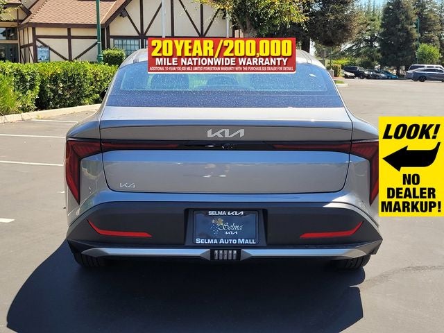 2026 Kia K4 LXS