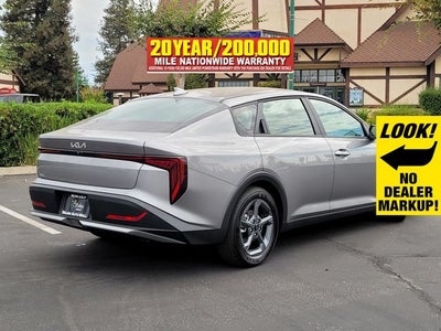 2026 Kia K4 LXS