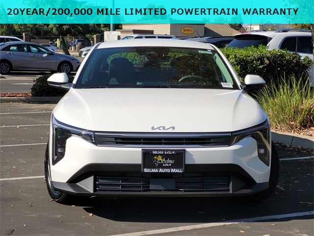 2025 Kia K4 LXS