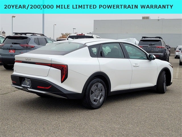2025 Kia K4 LX
