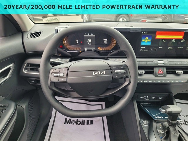 2025 Kia K4 LX