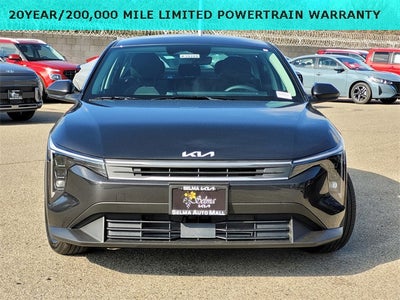 2025 Kia K4 LXS