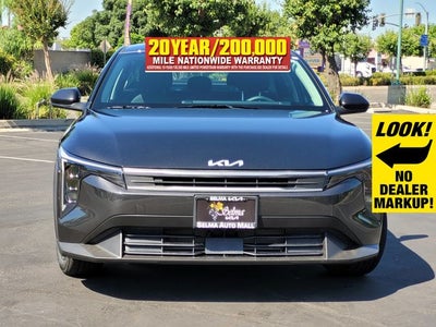 2026 Kia K4 LXS
