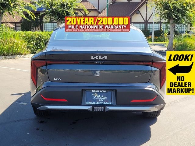 2026 Kia K4 LXS