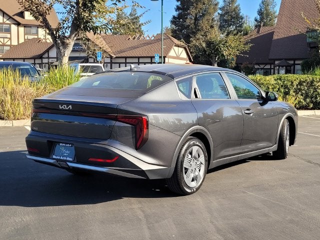 2026 Kia K4 LX