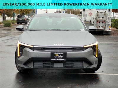2025 Kia K4 LXS