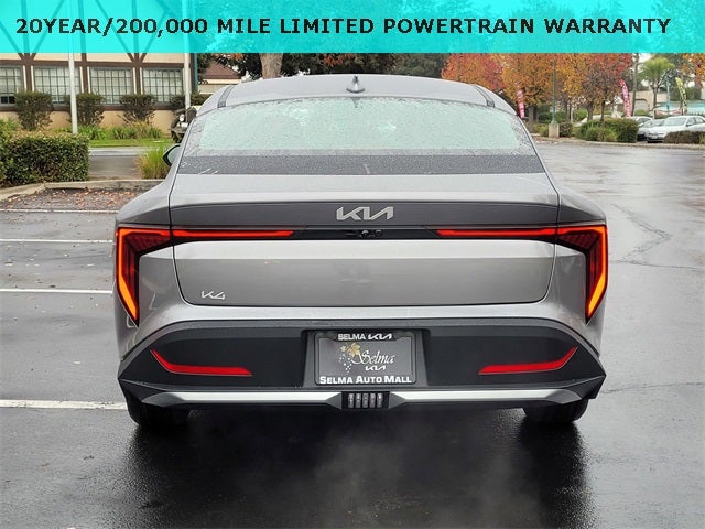 2025 Kia K4 LXS