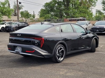 2026 Kia K4 EX