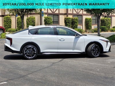 2025 Kia K4 GT-Line
