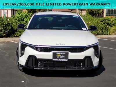 2025 Kia K4 GT-Line