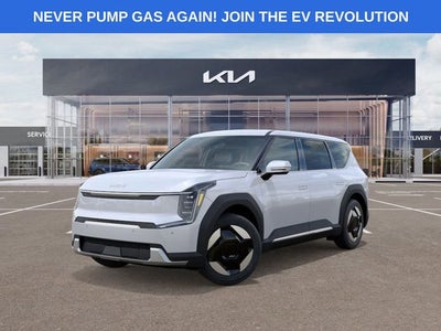 2026 Kia EV9 Light Long Range Captain's Chairs Pkg